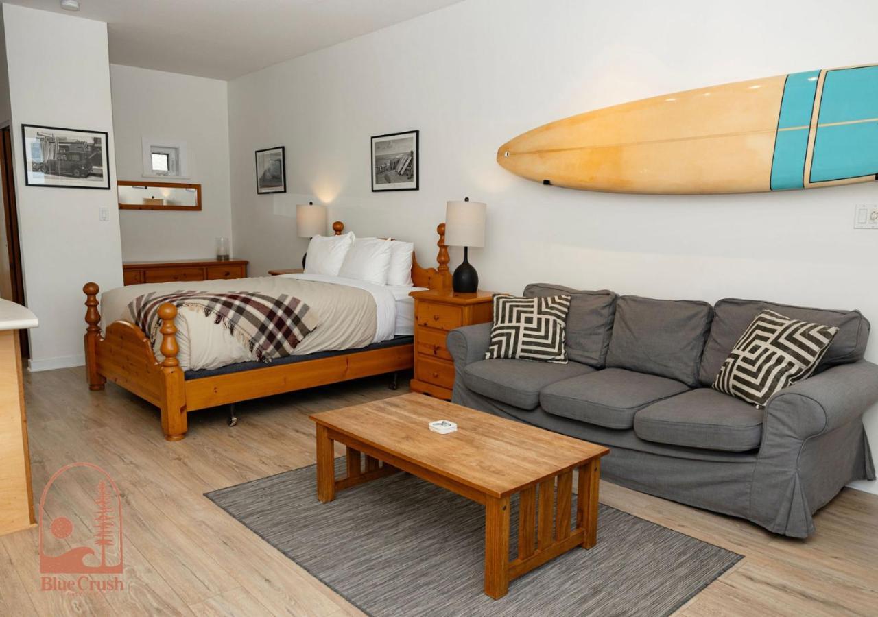 Wave Haven Waterfront Condo Hotel Tofino Bagian luar foto