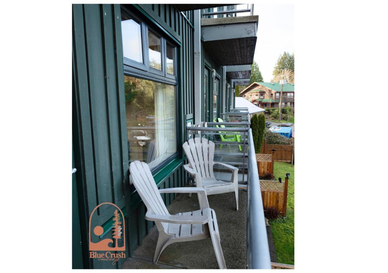 Wave Haven Waterfront Condo Hotel Tofino Bagian luar foto